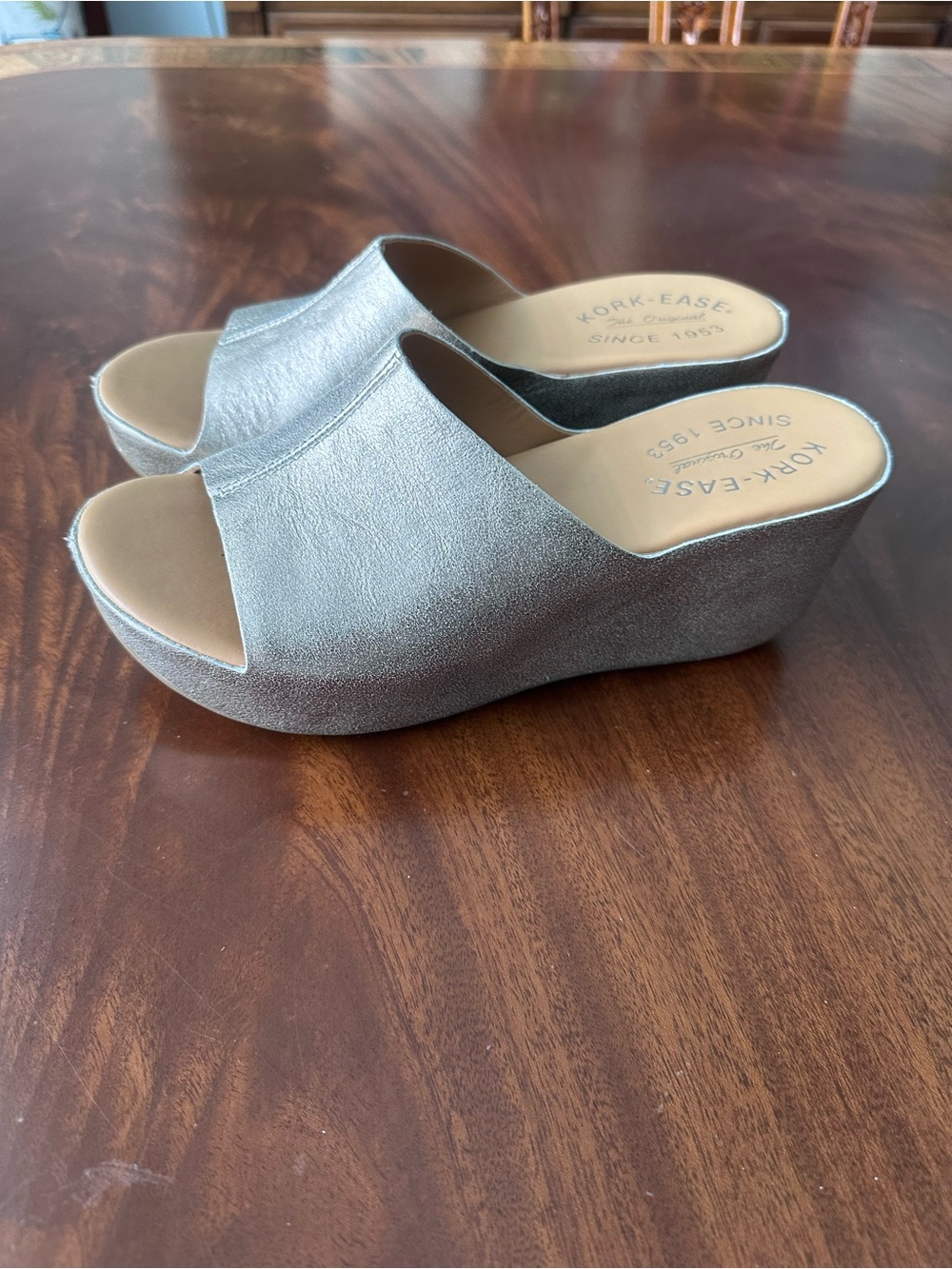 Kork-Ease Greer leather platform wedge slides metallic size 7 - Picture 5 of 9